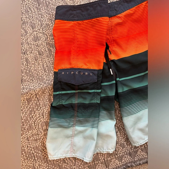 Rip Curl Daybreak Burnt Orange Boardshorts - Boy Size 29 - Picture 4 of 10